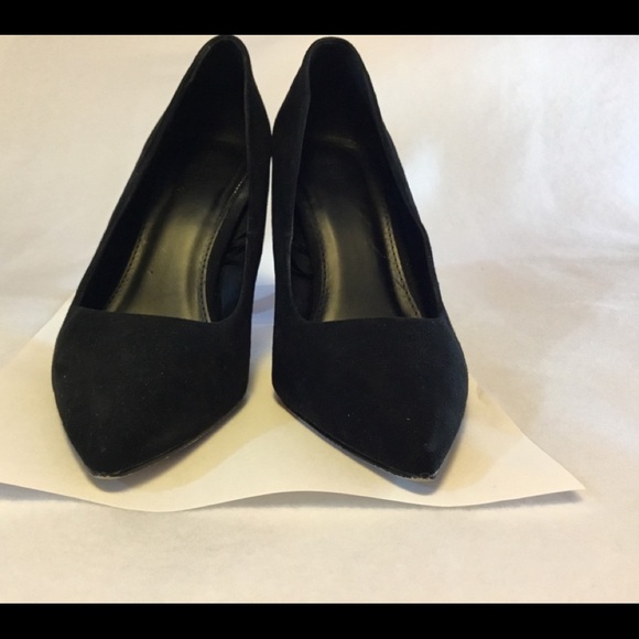 Basic Heels - Picture 4 of 4